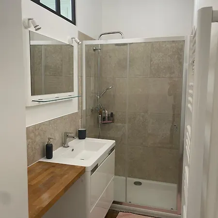 Maison & Ses 2 Chats Le Mans